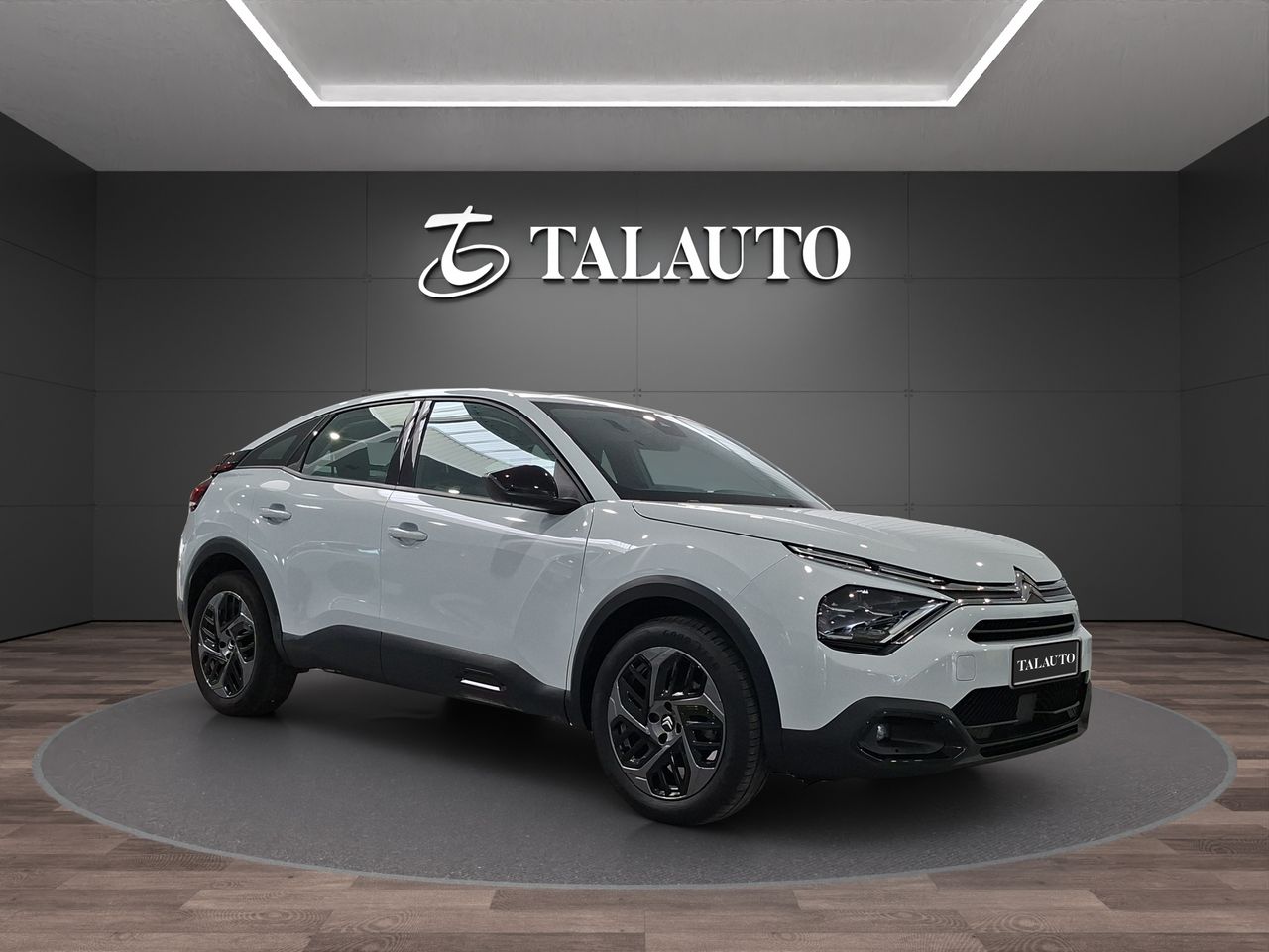 Citroën C4 PureTech 130 S&S 6v Plus - Foto 8