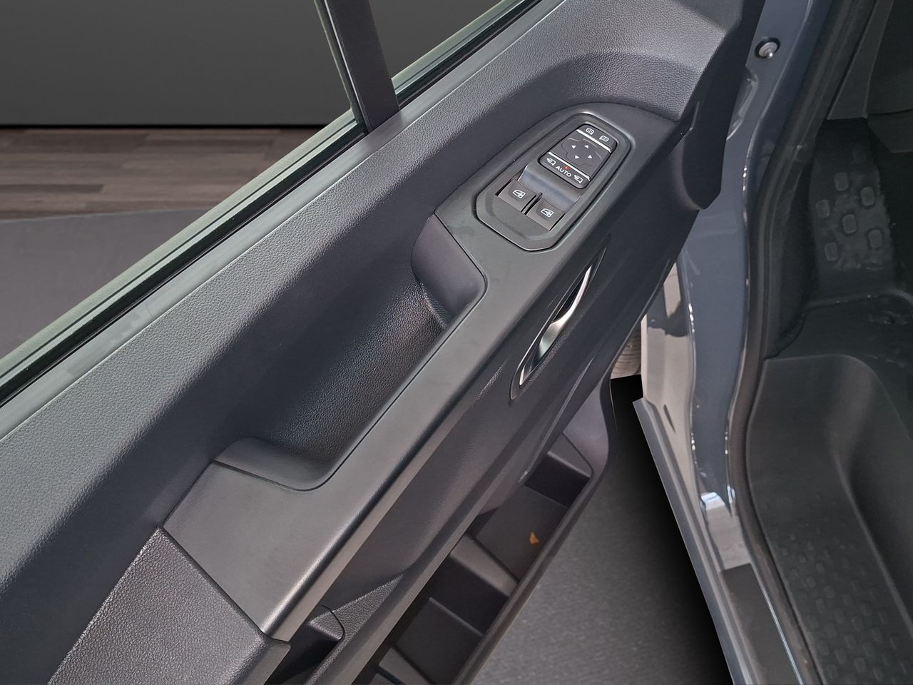 Nissan Primastar Combi 9 2.0dCi 110kW A/T L1H1 N-Connecta - Foto 13