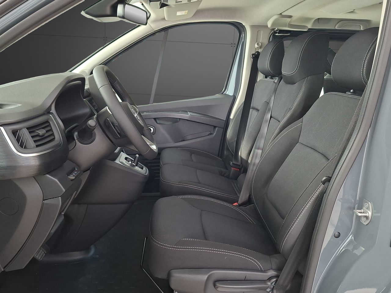 Nissan Primastar Combi 9 2.0dCi 110kW A/T L1H1 N-Connecta - Foto 10