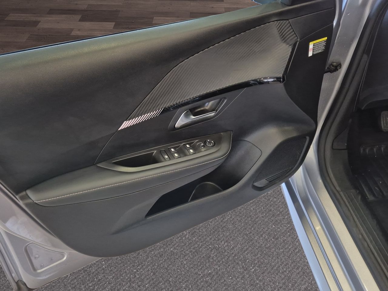 Peugeot 208 Allure Gasolina 100 S&S 6 Vel. MAN - Foto 21