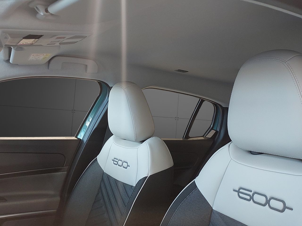 Fiat 600 600 Icon MHEV 1.2 81kW (110CV) DDCT - Foto 15