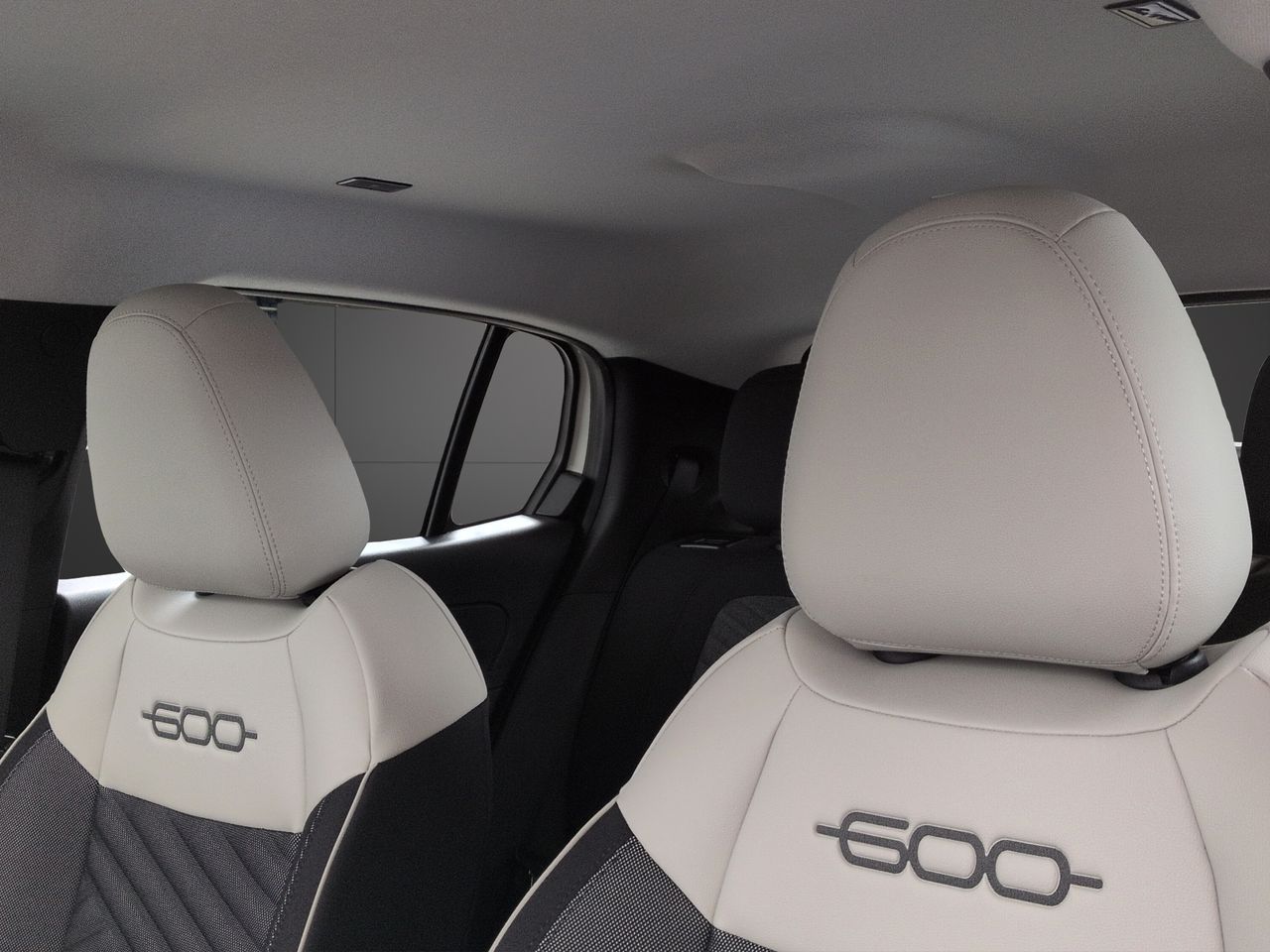 Fiat 600 600 Icon MHEV 1.2 81kW (110CV) DDCT - Foto 13