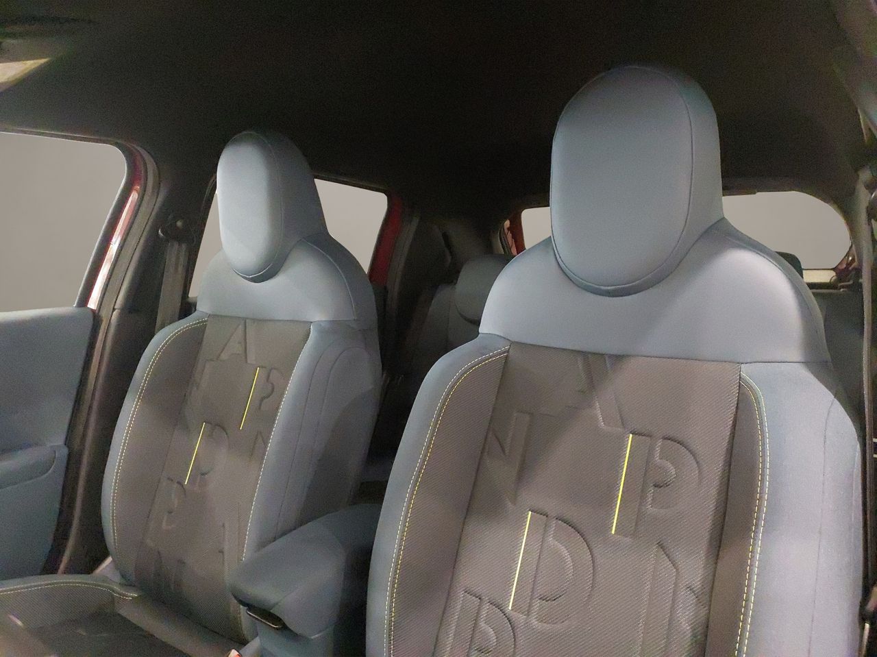 Fiat Grande Panda Icon MHEV 81kW (110cv) - Foto 14