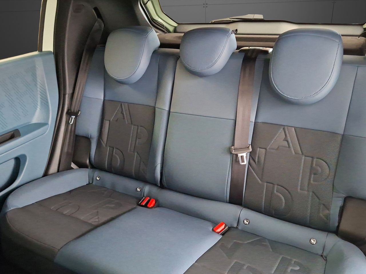 Fiat Grande Panda Icon MHEV 81kW (110cv) - Foto 12