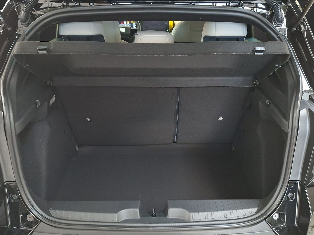 Fiat Grande Panda La Prima MHEV 81kW (110cv) - Foto 13