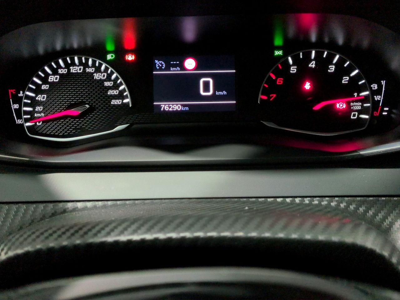 Peugeot 208 BlueHDi 73kW (100CV) Allure - Foto 14