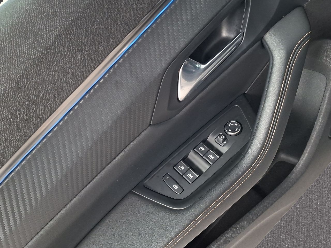 Peugeot 508 5P GT HYBRID 225 e-EAT8 - Foto 16