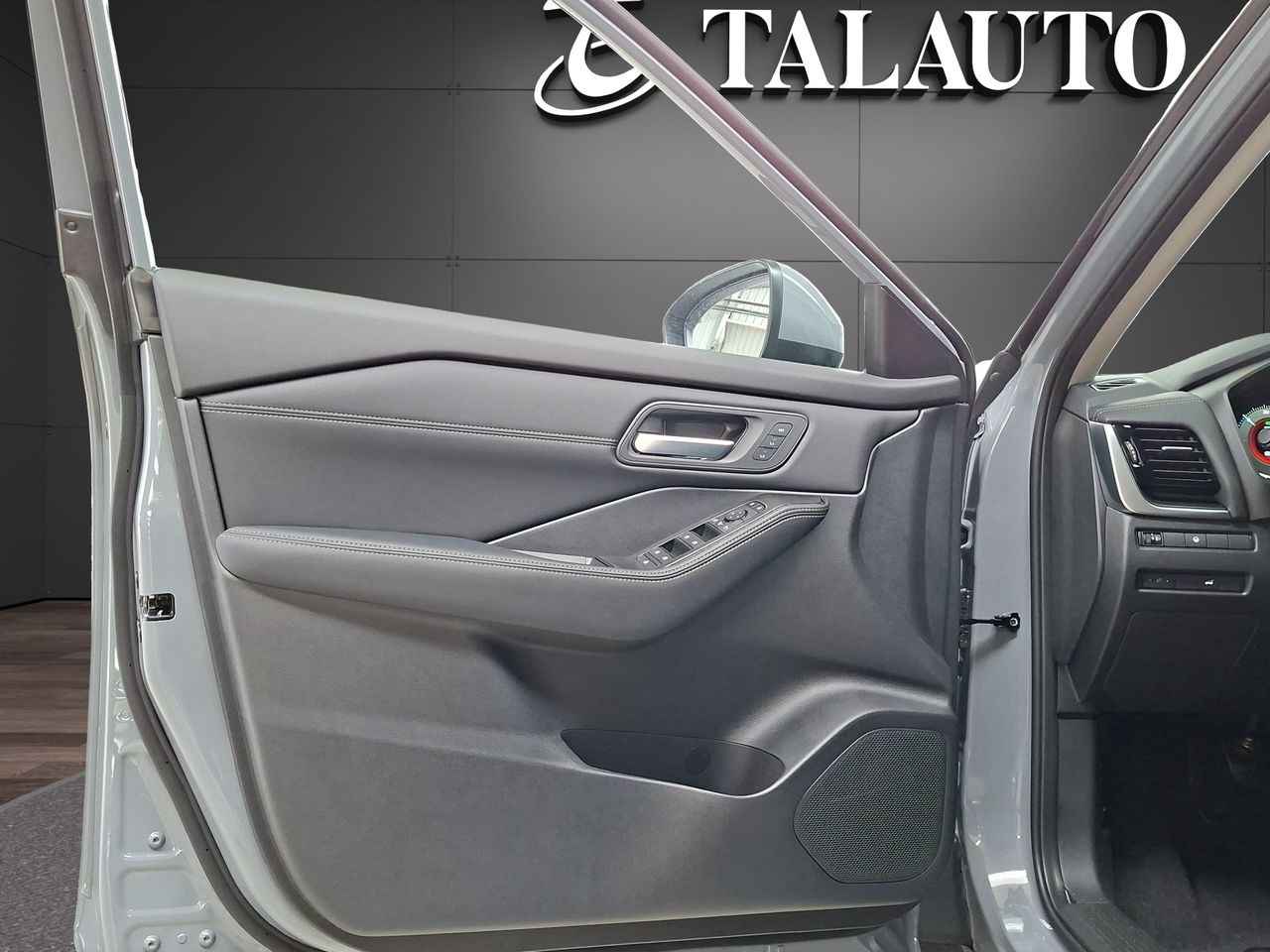 Nissan X-Trail 5pl 1.5 e-POWER 152kW 4x2 A/T N-Connecta - Foto 20