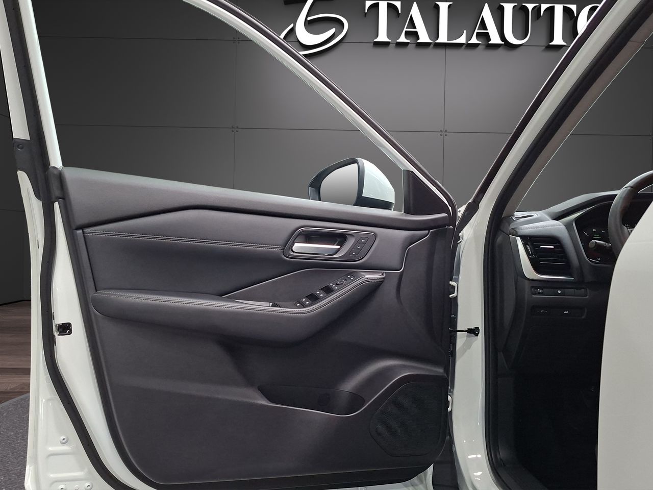 Nissan X-Trail 5pl 1.5 e-POWER 152kW 4x2 A/T N-Connecta - Foto 19