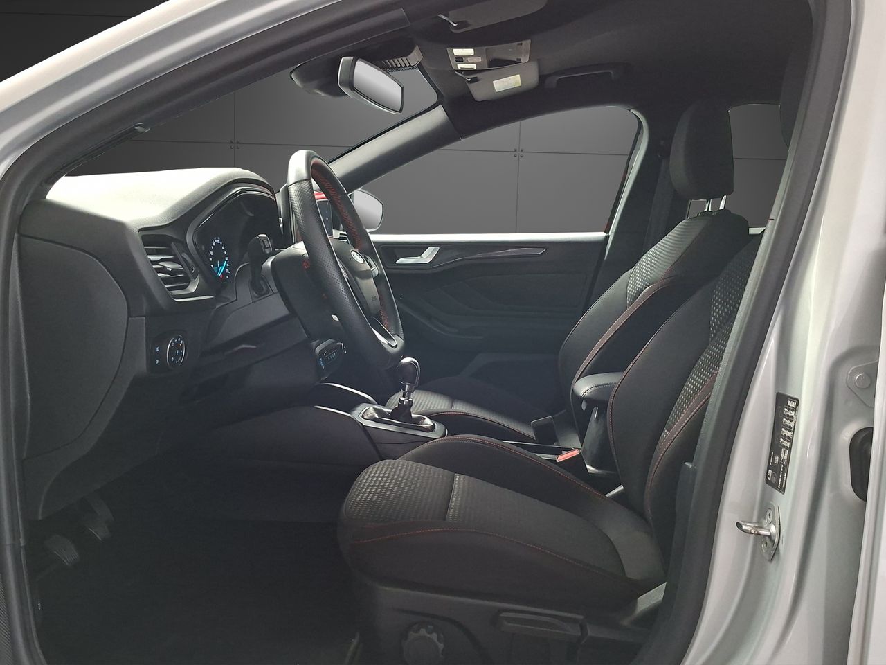 Ford Focus 1.0 Ecoboost MHEV 92kW ST-Line - Foto 10