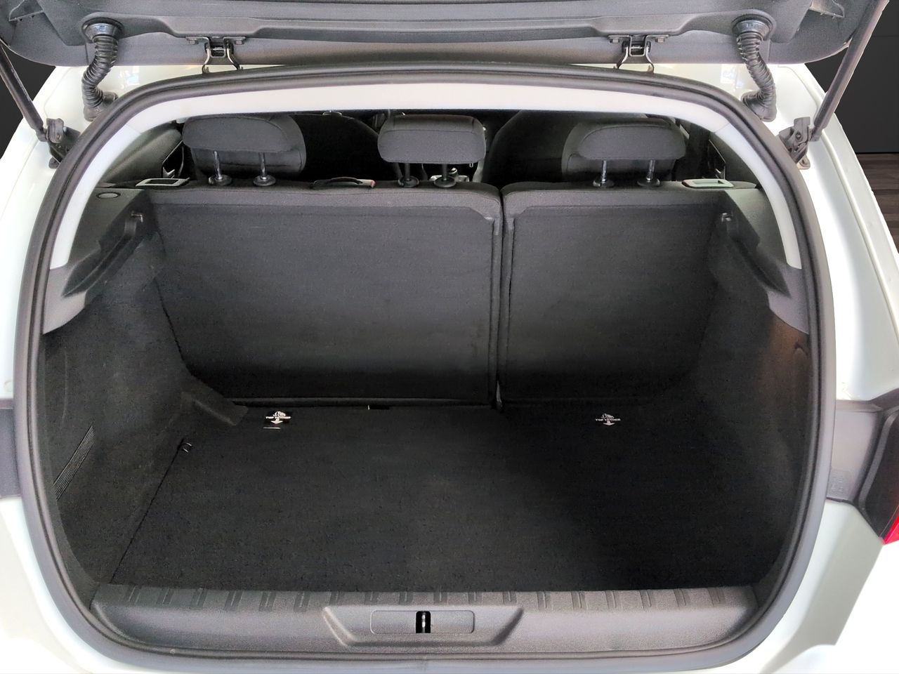 Peugeot 308 5P Active Pack BlueHDi 100 S&S - Foto 12