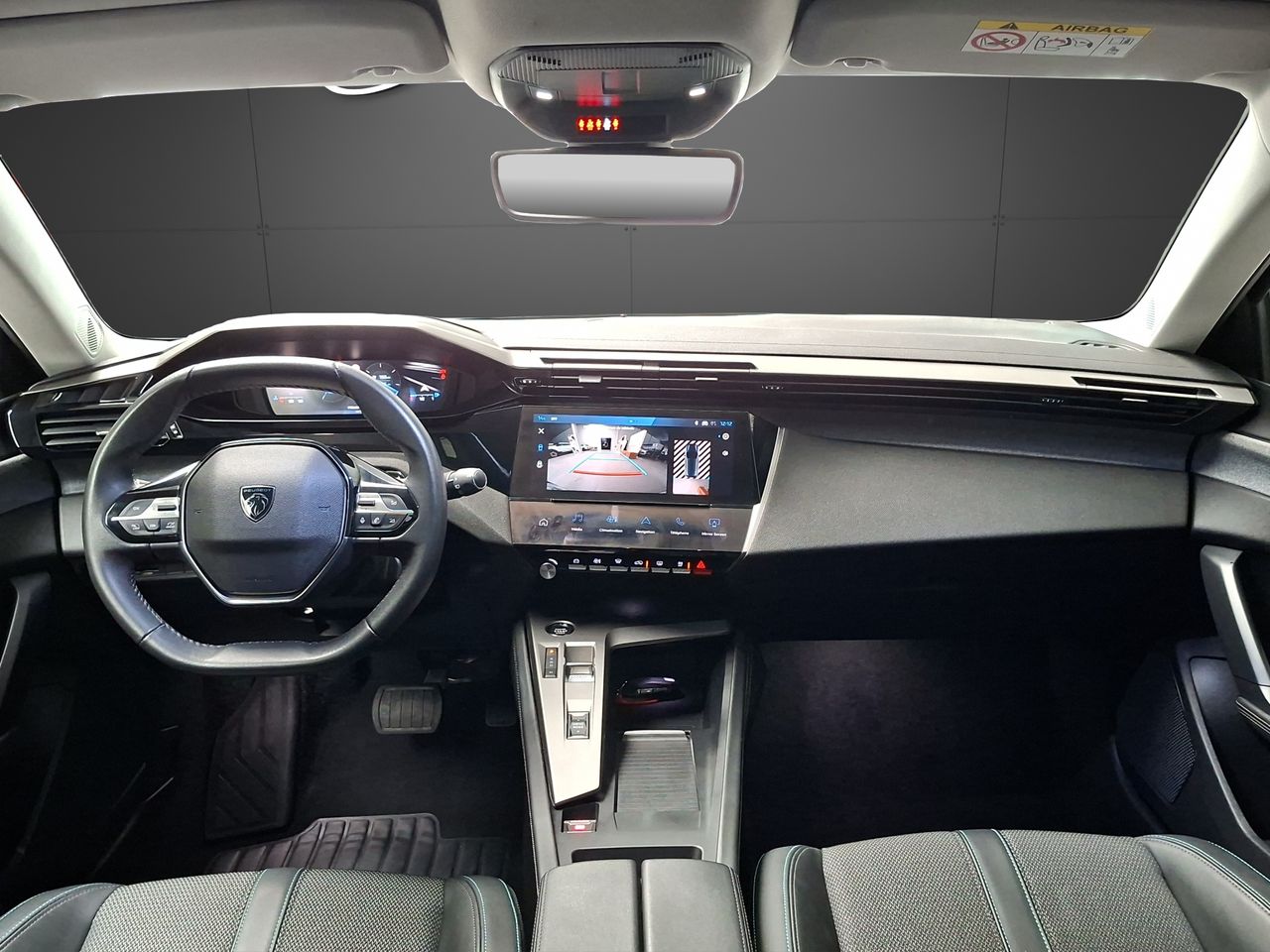 Peugeot 308 5P Allure BlueHDi 130 S&S EAT8 - Foto 13