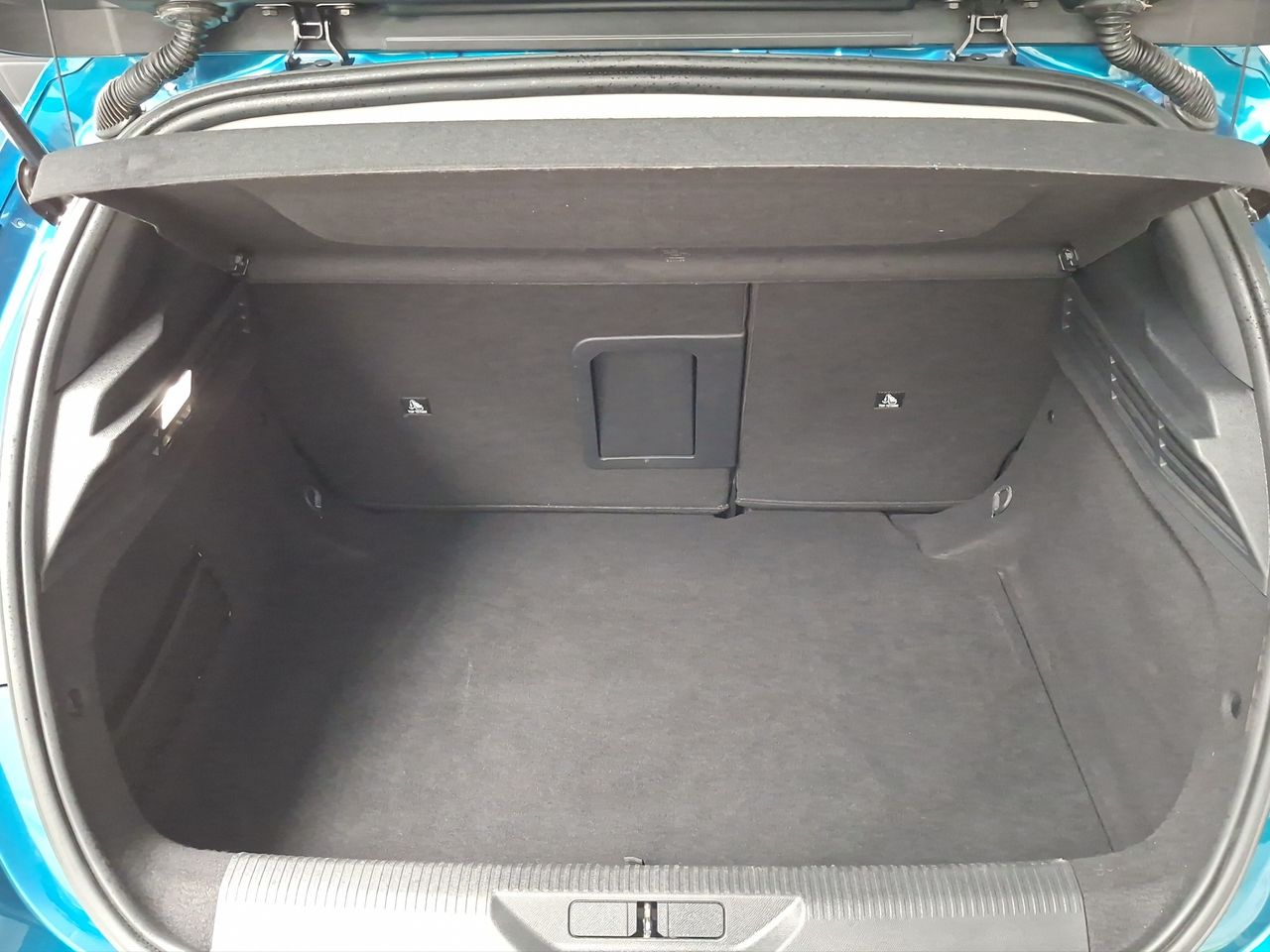 Peugeot 308 5P Allure BlueHDi 130 S&S EAT8 - Foto 16