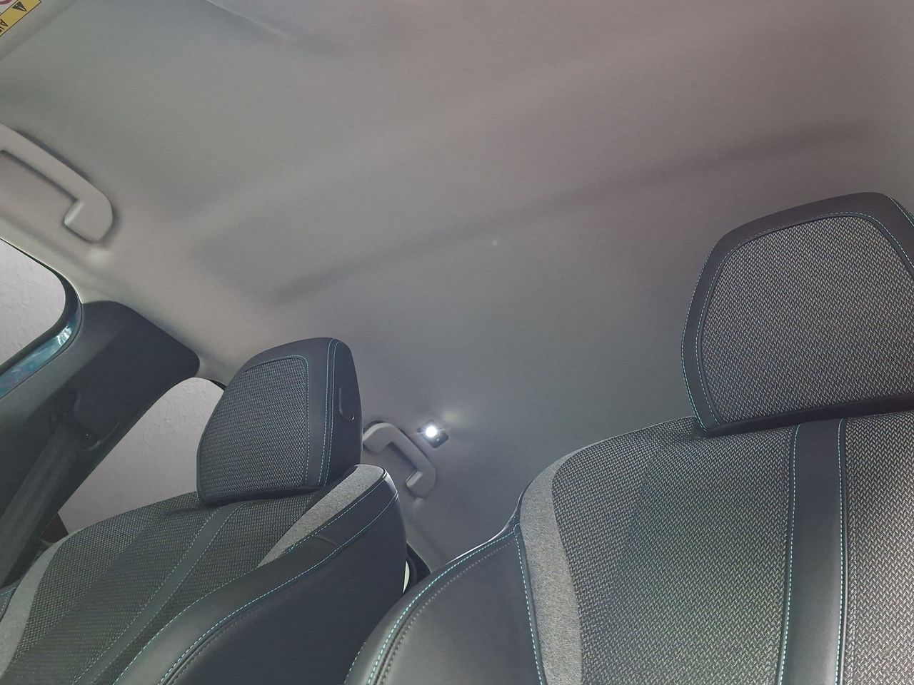 Peugeot 308 5P Allure BlueHDi 130 S&S EAT8 - Foto 15