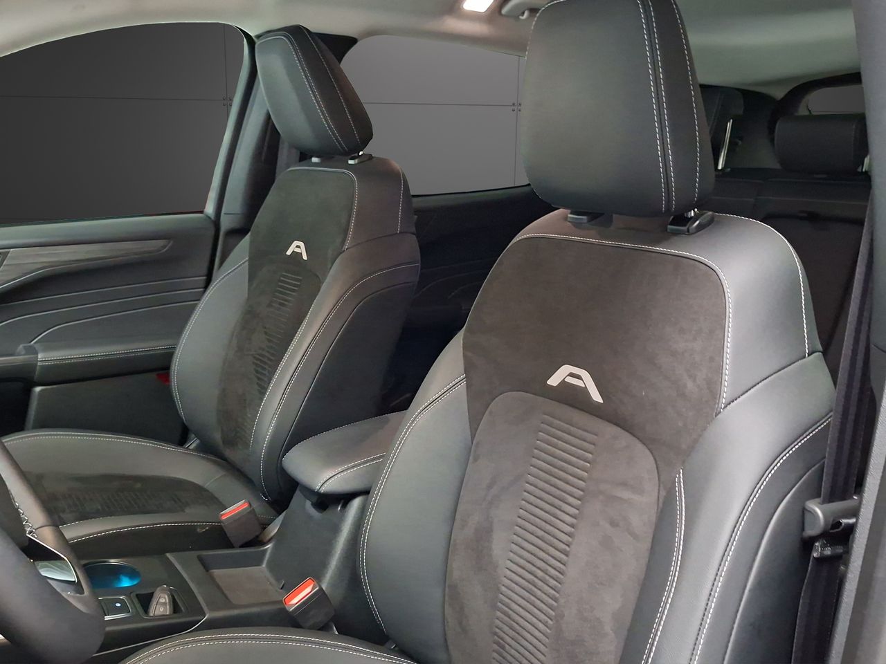 Ford Kuga Active 2.5 Duratec FHEV 132kW Auto - Foto 12