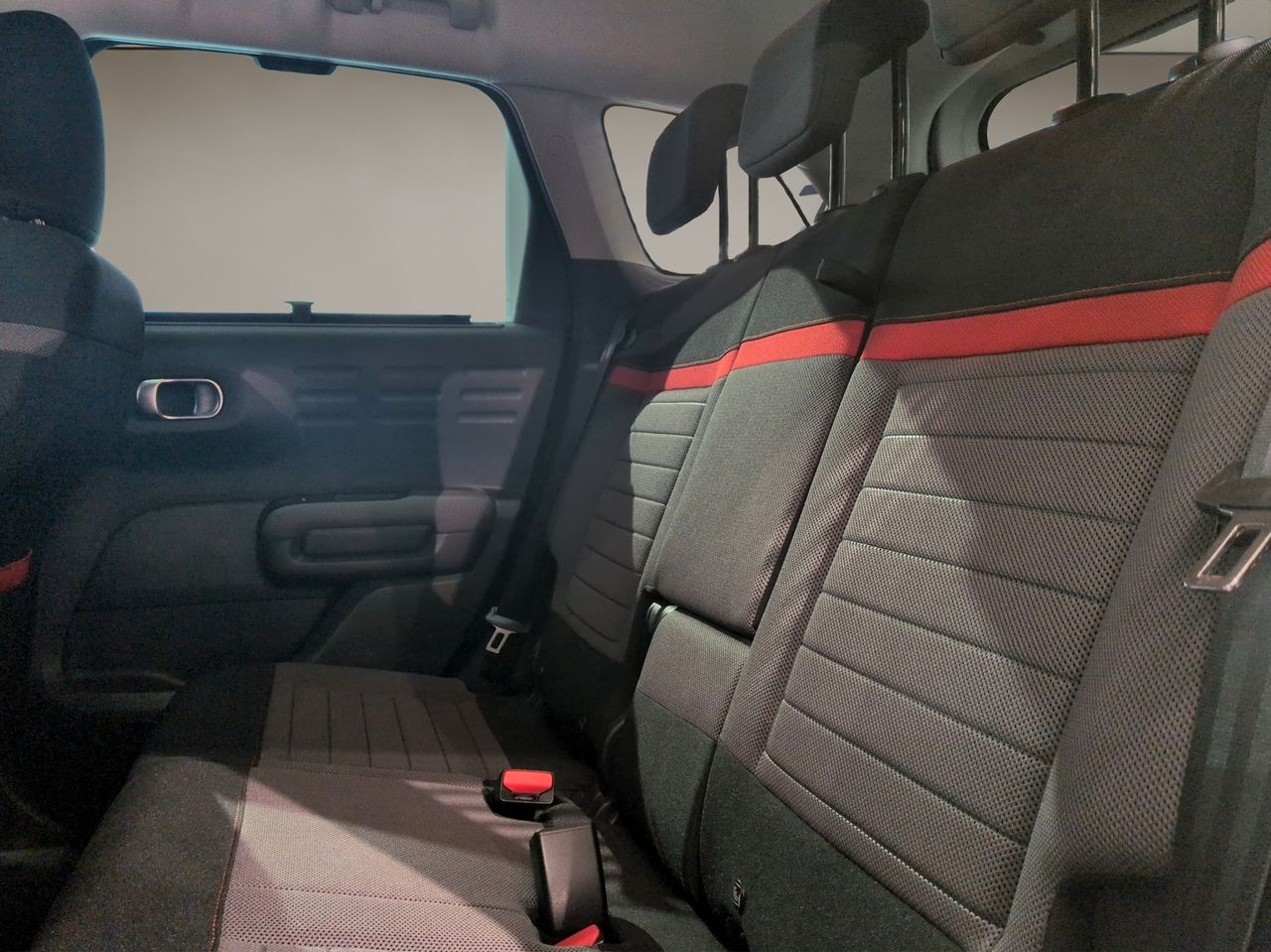 Citroën C3 Aircross BlueHDi 88kW (120CV) S&S EAT6 SHINE - Foto 11