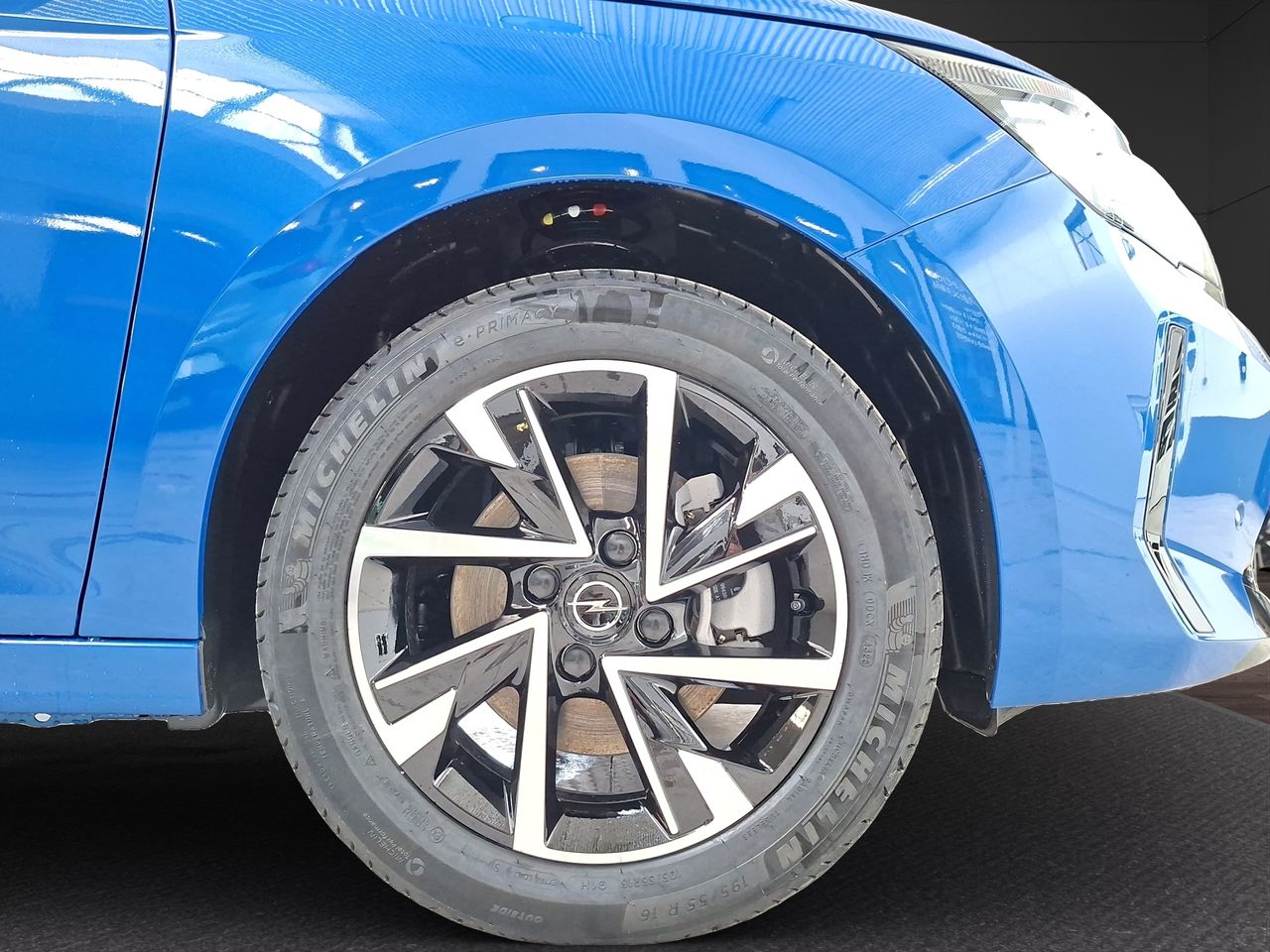 Opel Corsa 1.2T XHLHybrid 81kW GS eDCT - Foto 9