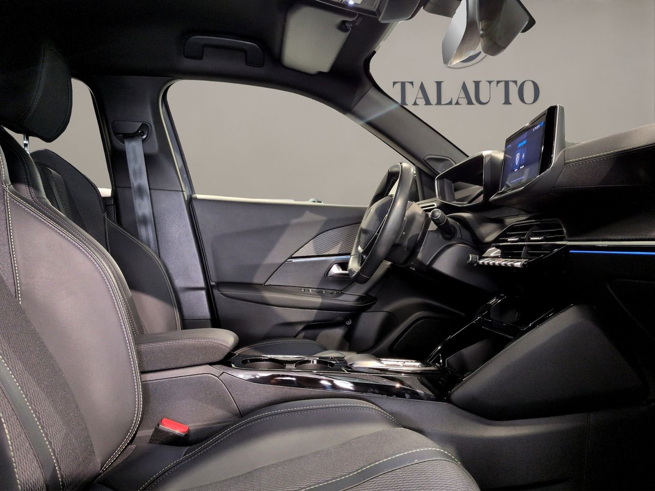 Peugeot 2008 Eléctrico GT 156 (115kW) - Foto 19