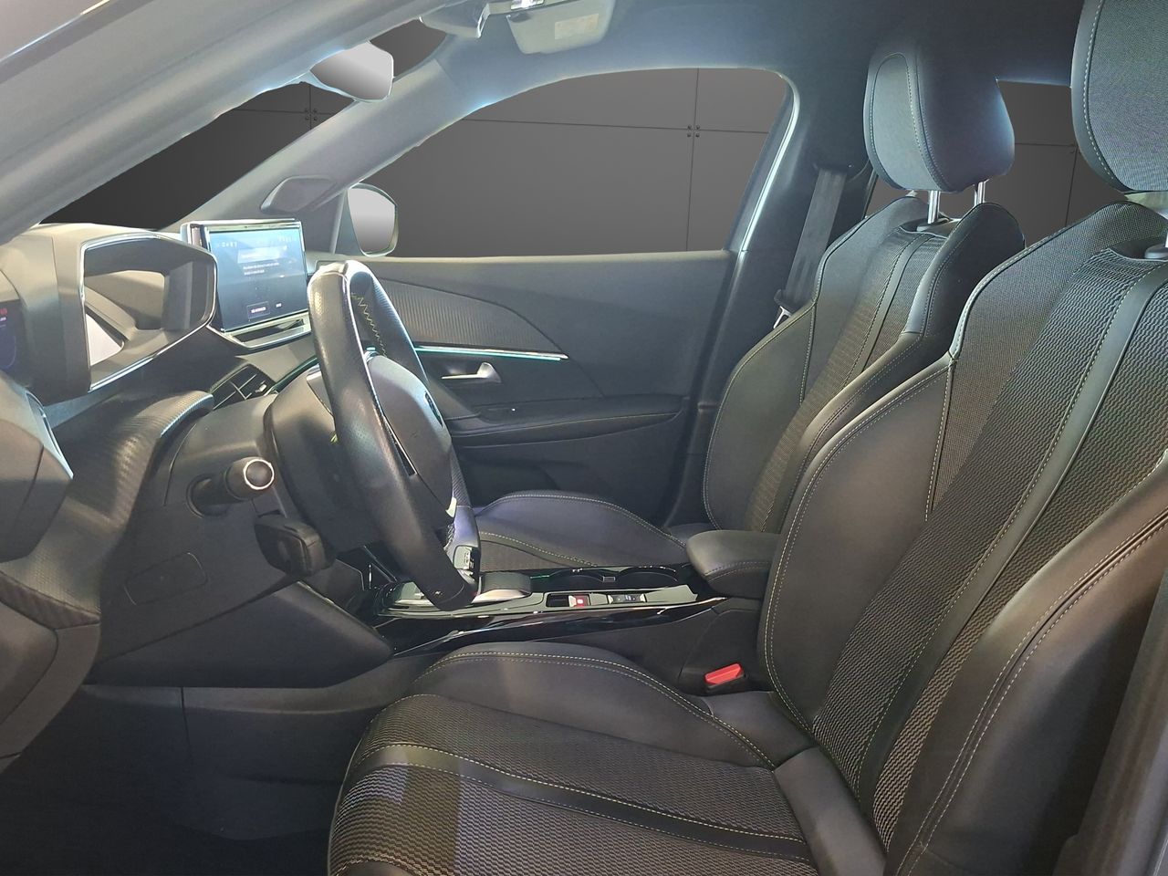 Peugeot 2008 Eléctrico GT 156 (115kW) - Foto 11