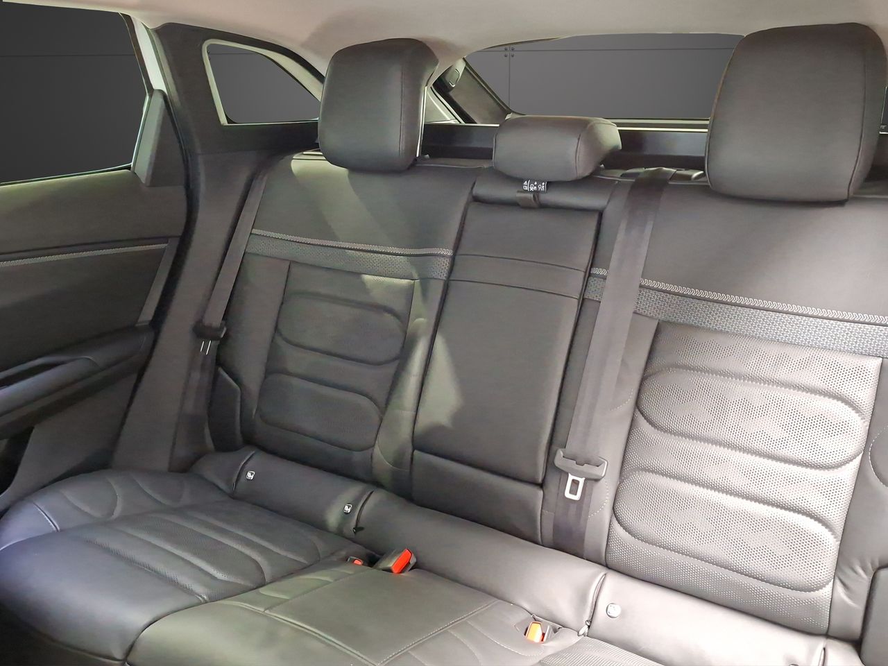 Citroën C5 X Hybrid 225 e-EAT8 Shine - Foto 17