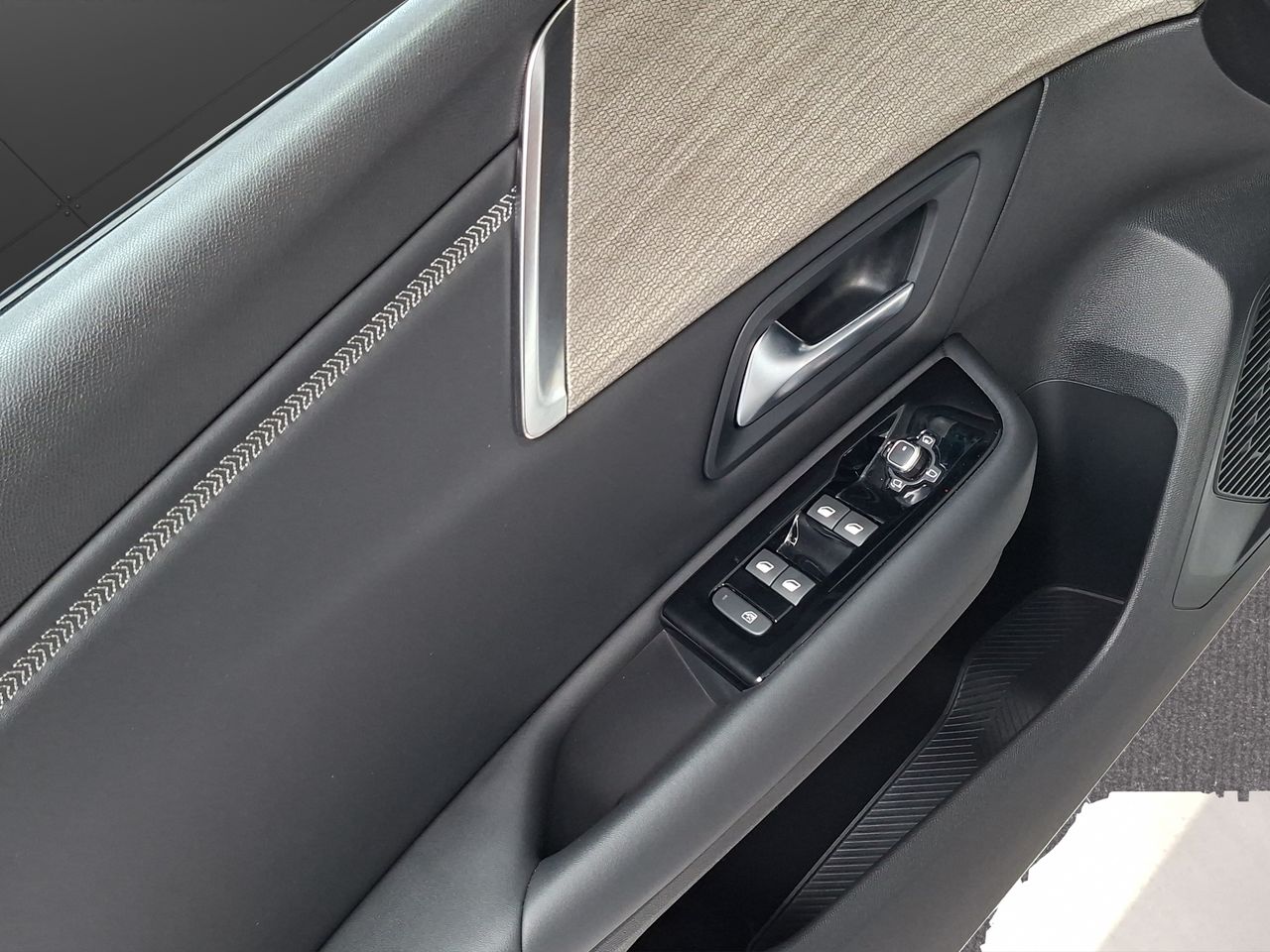 Citroën C5 X Hybrid 225 e-EAT8 Shine - Foto 20