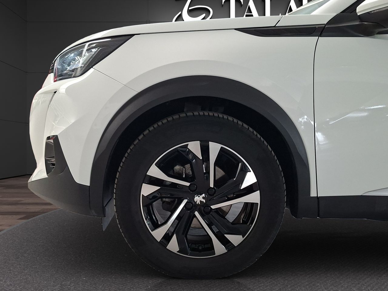 Peugeot 2008 Allure Pack BlueHDI 81kW (110CV) - Foto 10