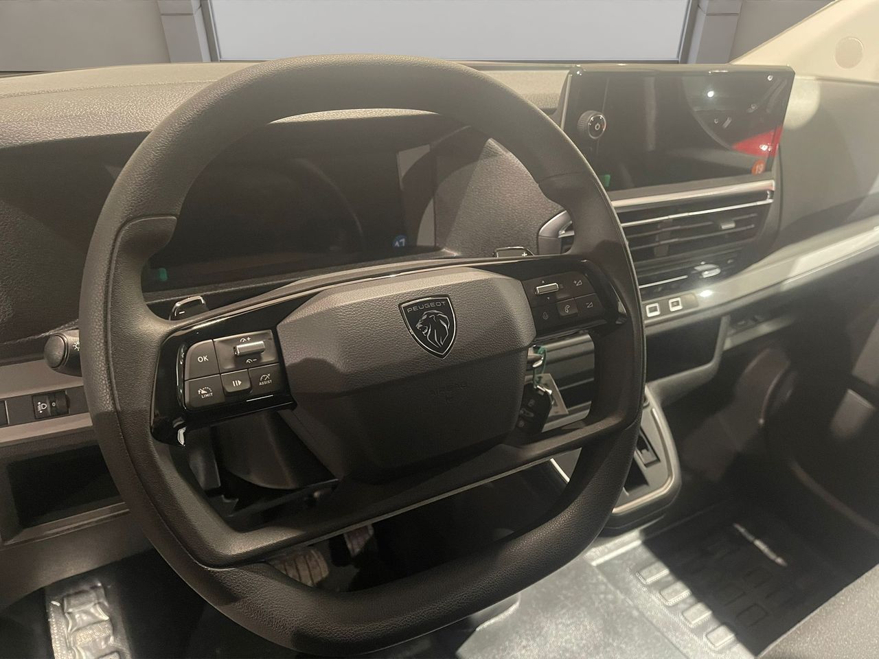 Peugeot Traveller Business Long BlueHDi 180 S&S EAT8 - Foto 14