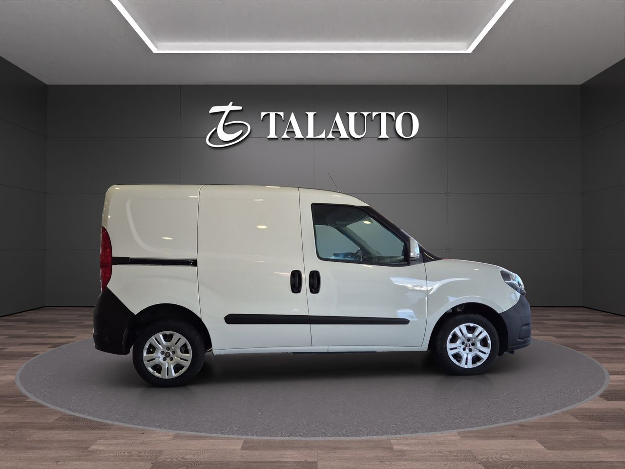 Fiat Doblò CARGO SX 1.3 Mjet 95cv DIESEL - Foto 7