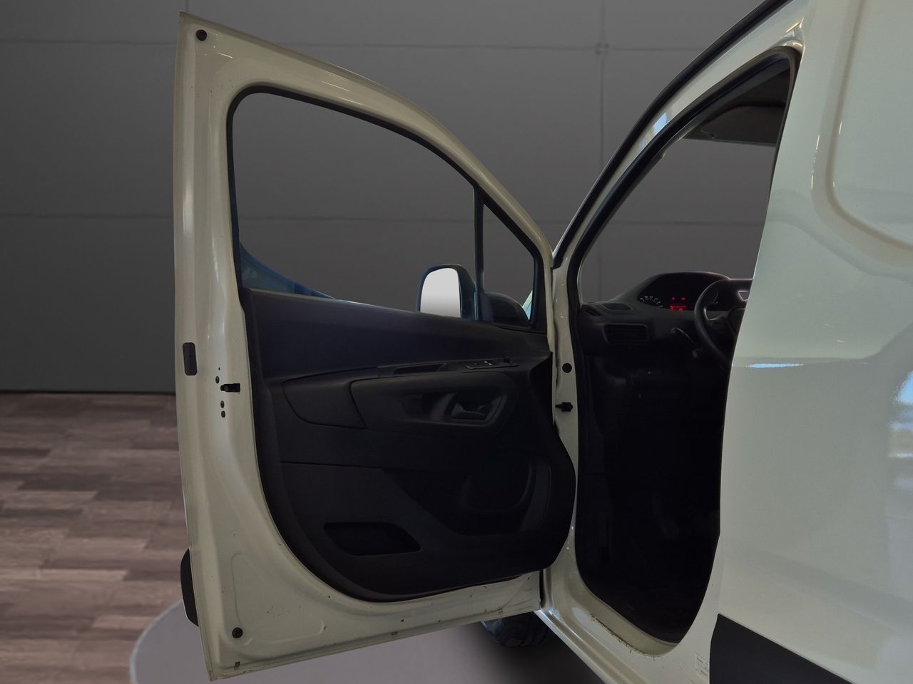 Peugeot Partner PRO STANDARD 600 Kg BLUEHDI 100cv S&S 5vel - Foto 21