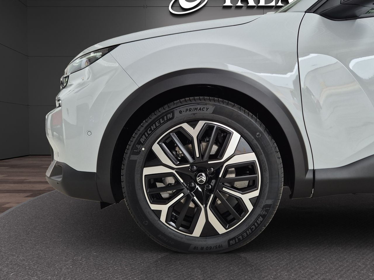 Citroën C4 Hybrid 145 ë-DCS6 Business Edition - Foto 10