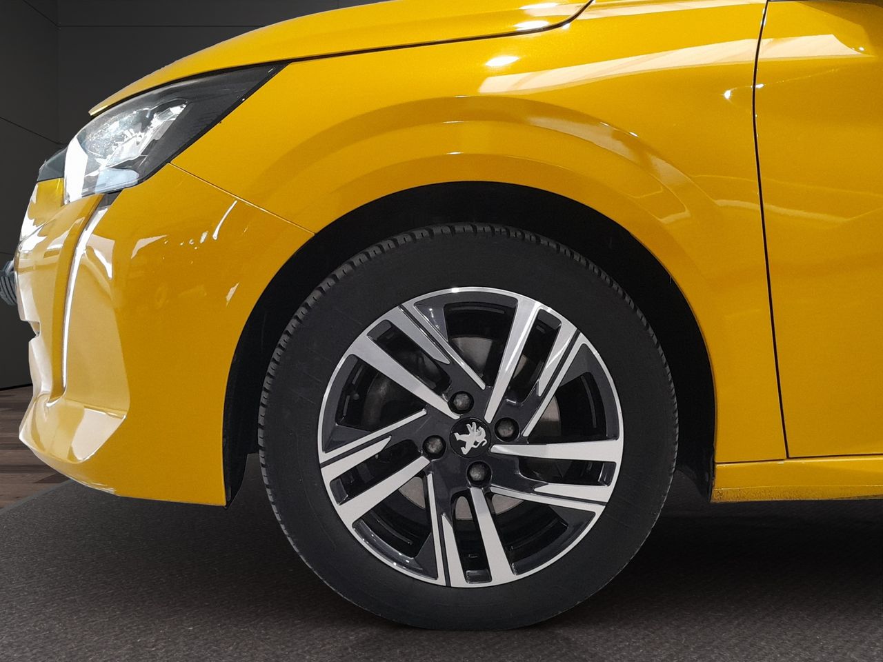 Peugeot 208 BlueHDi 73kW (100CV) Allure - Foto 10