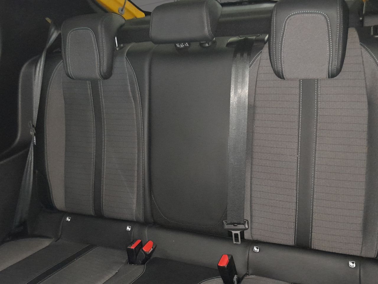 Peugeot 208 BlueHDi 73kW (100CV) Allure - Foto 19