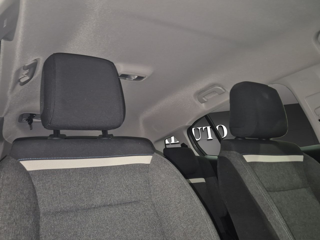 Citroën C5 Aircross BlueHdi 96kW (130CV) S&S EAT8 Plus - Foto 18