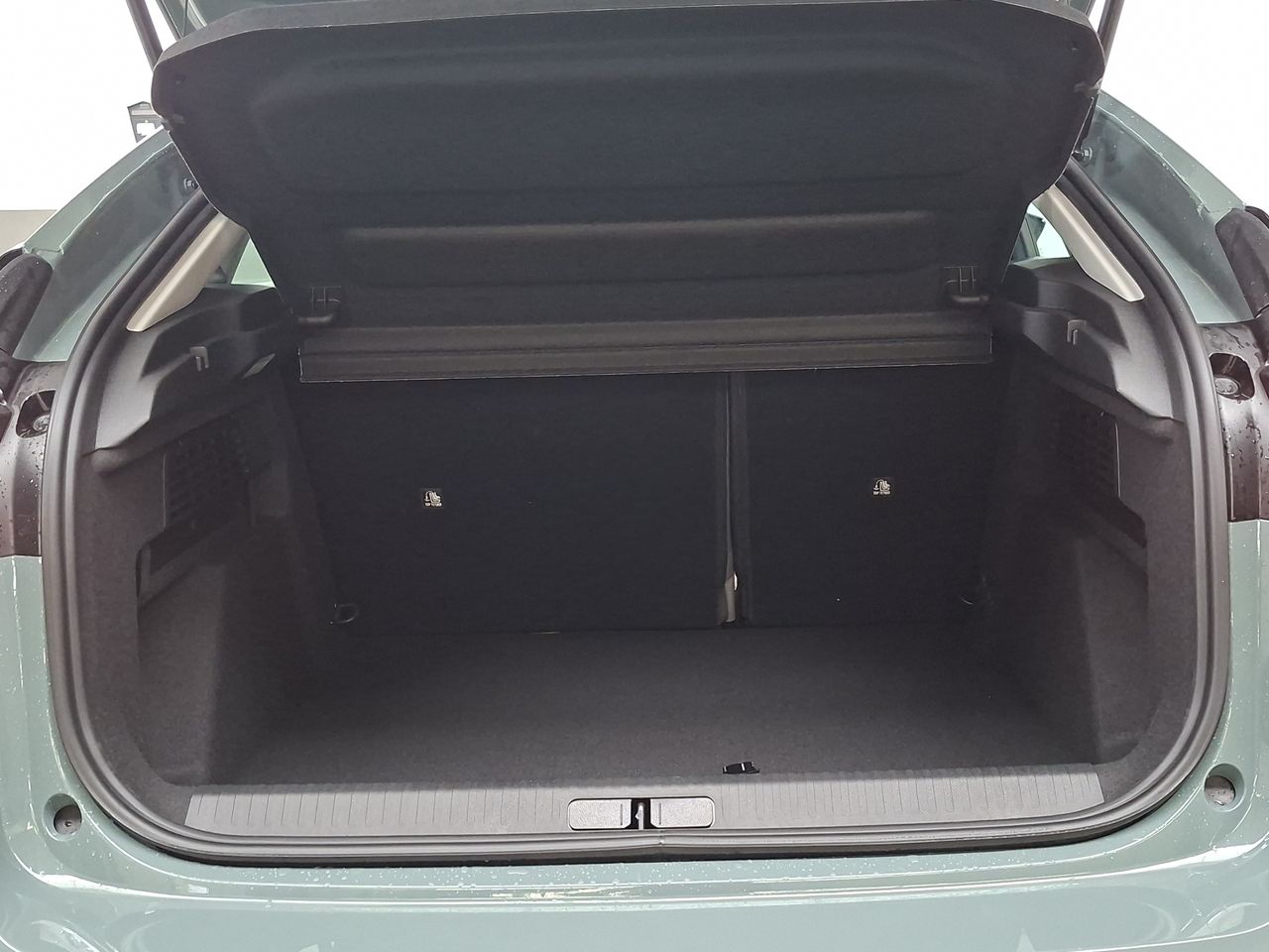 Citroën C4 Hybrid 145 ë-DCS6 Business Edition - Foto 20