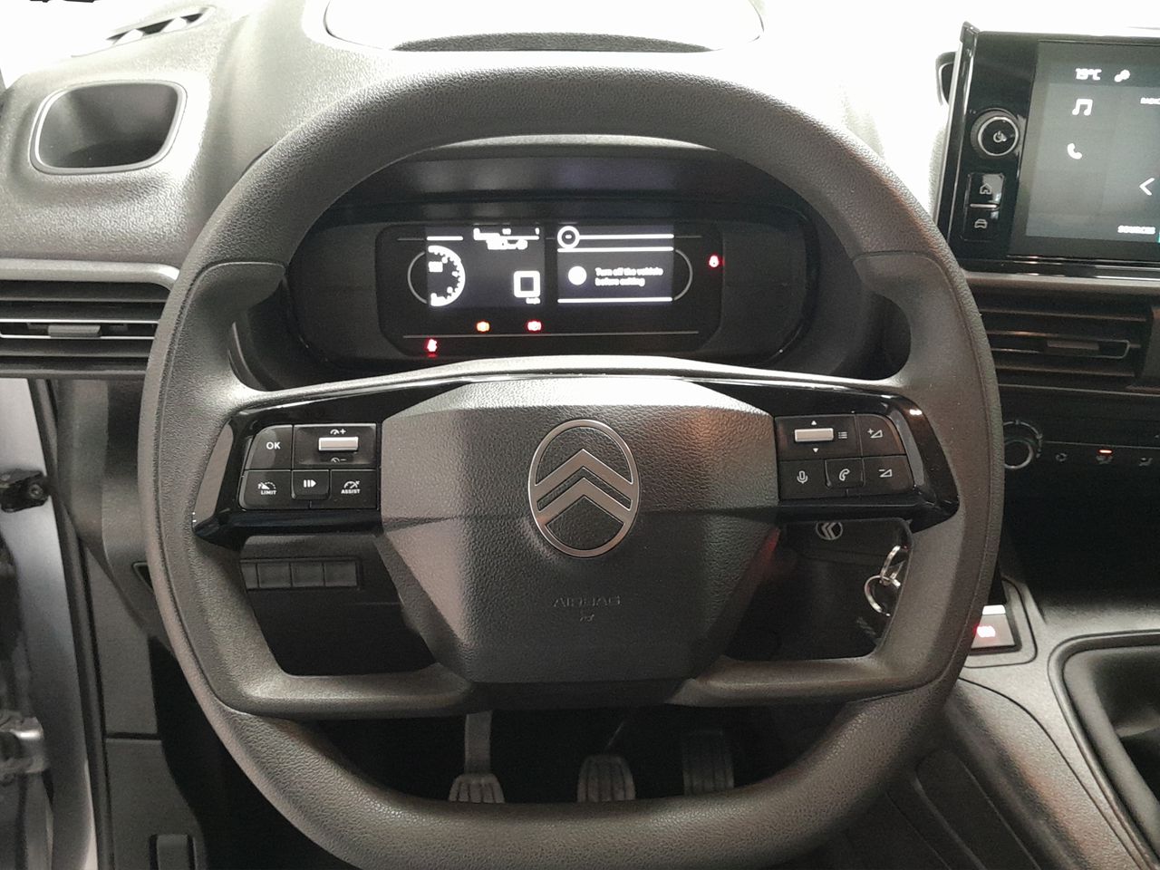 Citroën Berlingo M Plus Diésel 100CV Manual - Foto 17