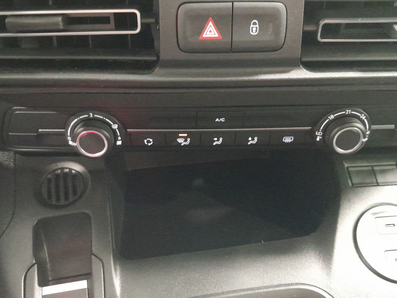 Peugeot Rifter Rifter Allure BlueHDi 100 - Foto 20