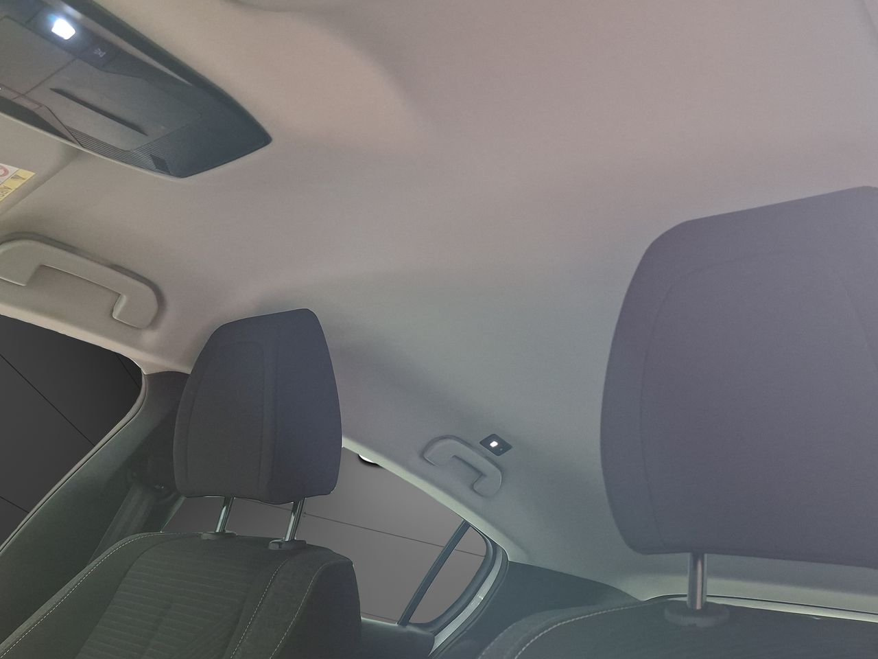 Peugeot 308 5P Active Pack BlueHDi 130 S&S EAT8 - Foto 15