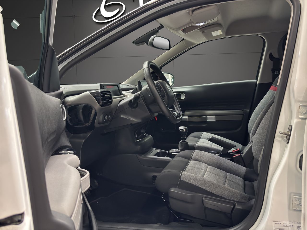 Citroën C4 Cactus PureTech 110 S&S C-Series - Foto 22