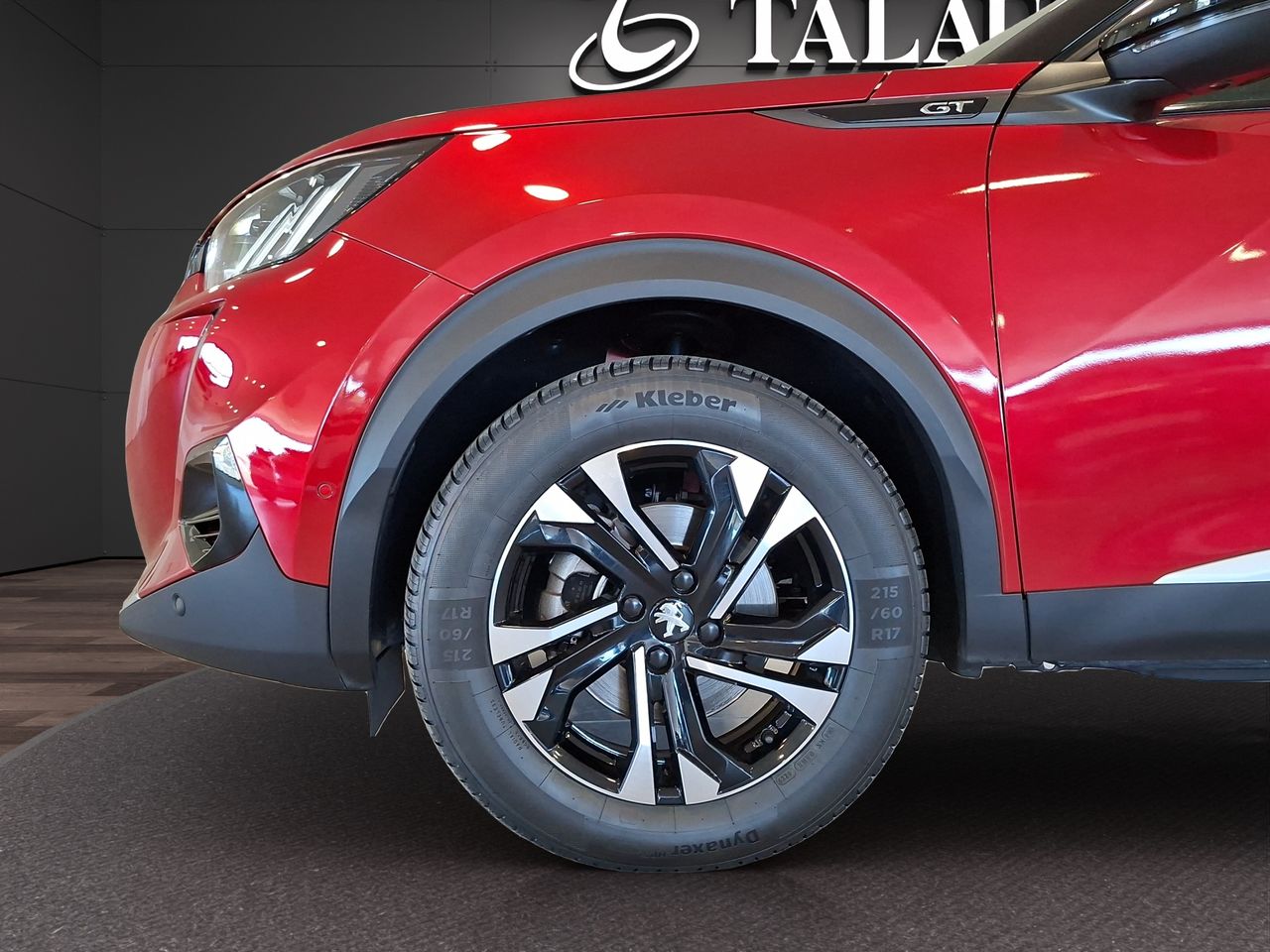 Peugeot 2008 GT BlueHDI 130 S&S EAT8 - Foto 10