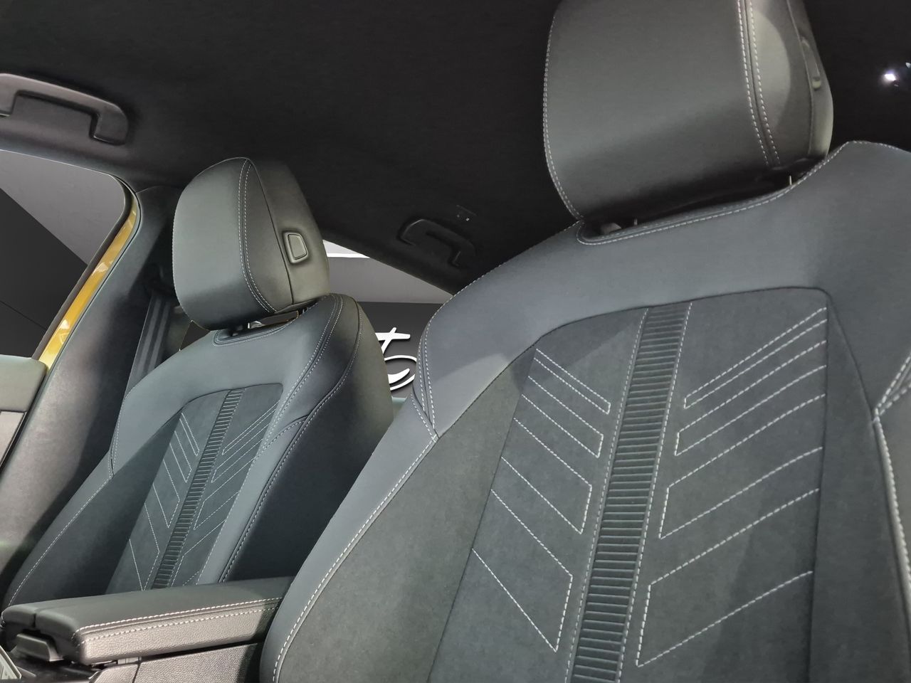 Opel Astra 1.2T XHT Hybrid 107kW Ultimate eDCT6 - Foto 16