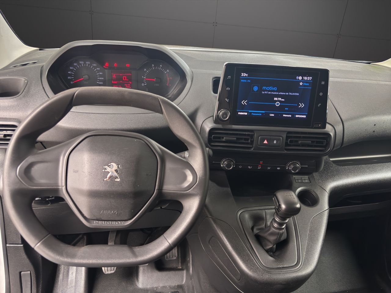 Peugeot Partner PRO STANDARD 600 Kg BLUEHDI 100cv S&S 6vel MAN - Foto 13