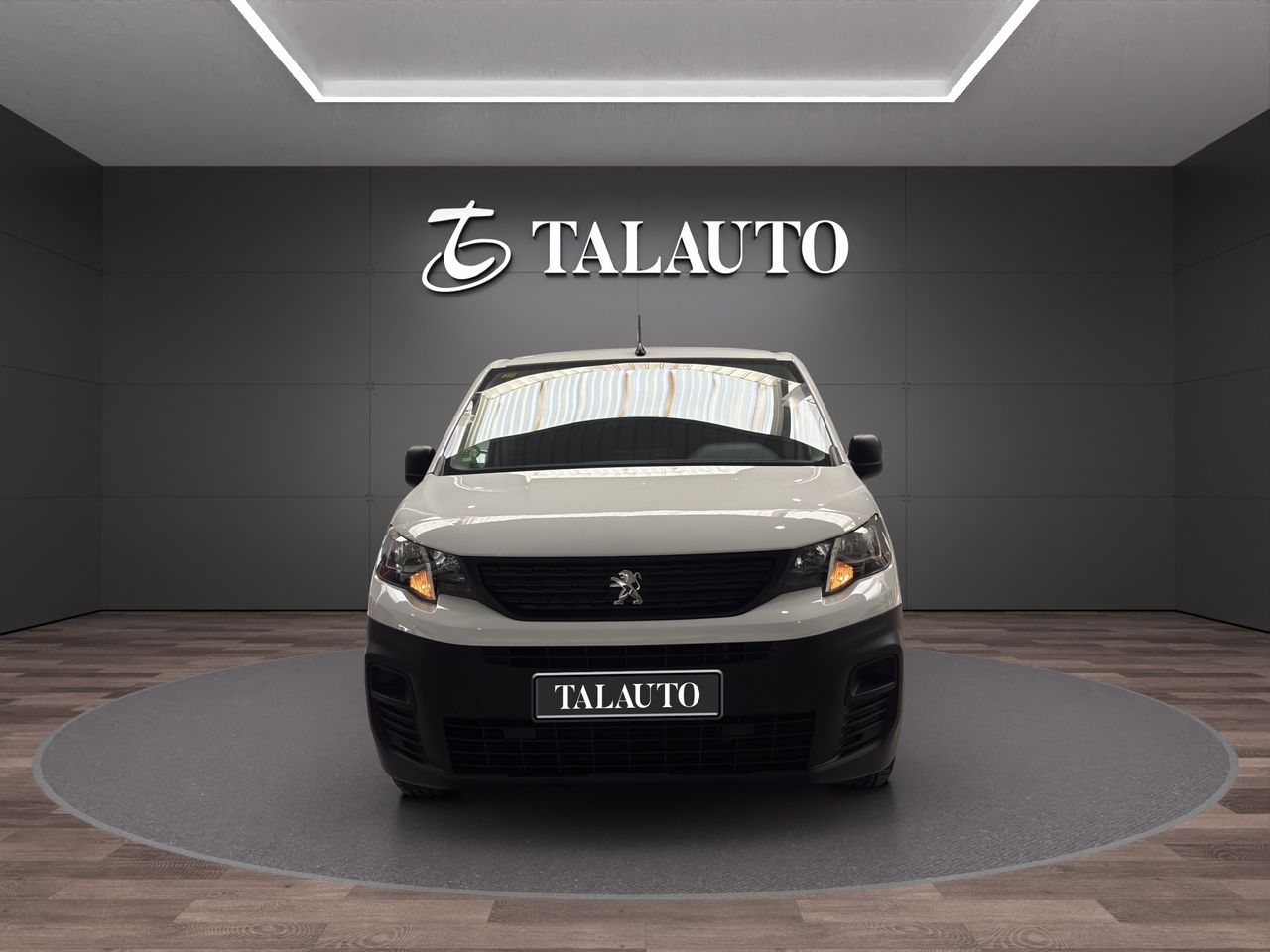 Peugeot Partner PRO STANDARD 600 Kg BLUEHDI 100cv S&S 6vel MAN - Foto 9