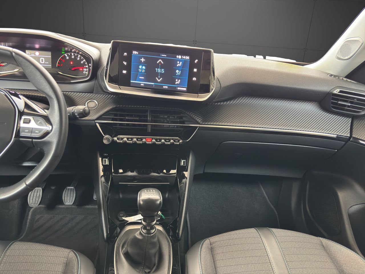 Peugeot 2008 Allure BlueHDI 81kW (110CV) - Foto 14