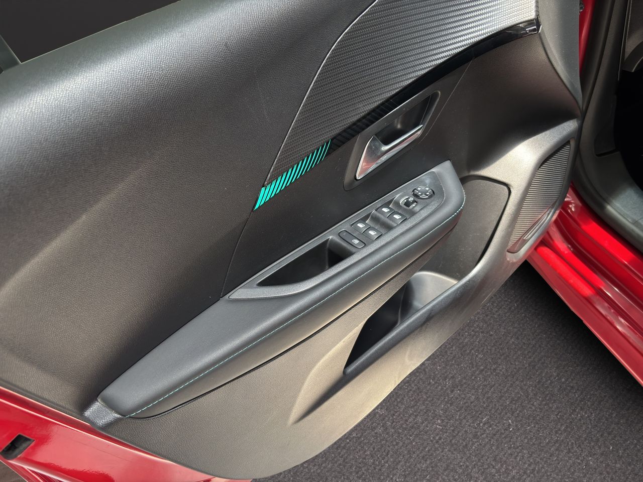 Peugeot 208 BlueHDi 73kW (100CV) Allure - Foto 19