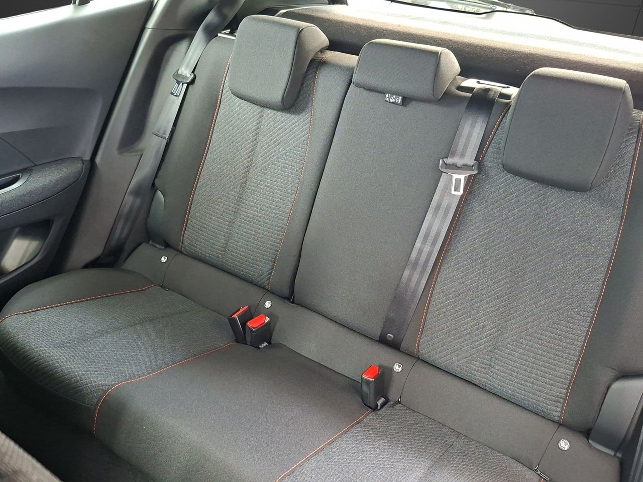 Peugeot 2008 N2008 Style Hybrid 110 eDCS6 - Foto 12