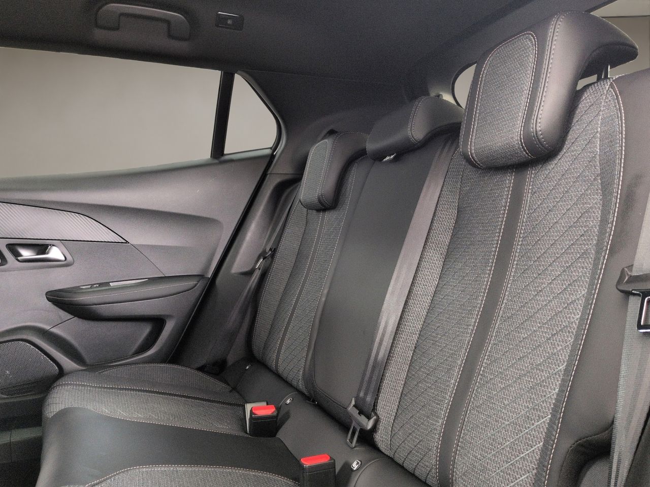 Peugeot 2008 N2008 Allure Hybrid 110 eDCS6 - Foto 12