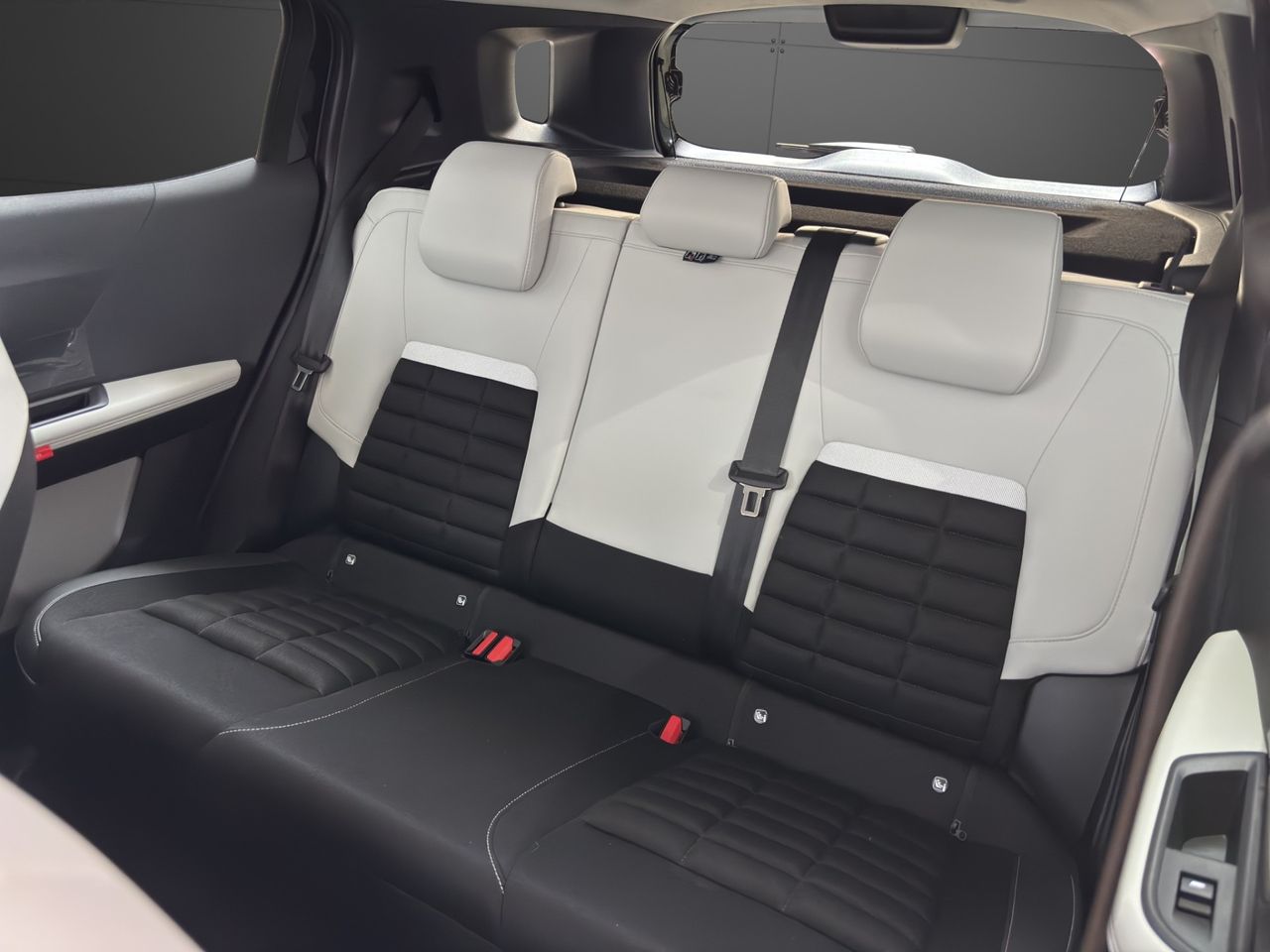 Citroën C3 Aircross Hybrid 145 ë-DCS6 MAX - Foto 12