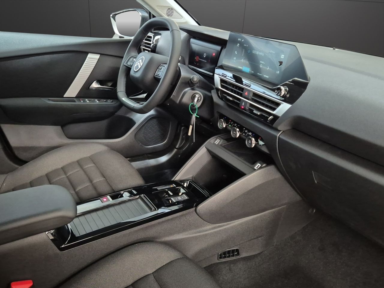 Citroën C4 Hybrid 110 ë-DCS6 Plus - Foto 16