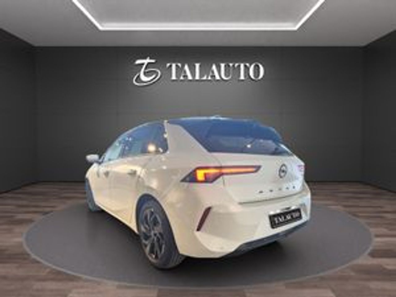Opel Astra 1.2T XHT Hybrid 107kW (145CV) GS eDCT6 - Foto 4