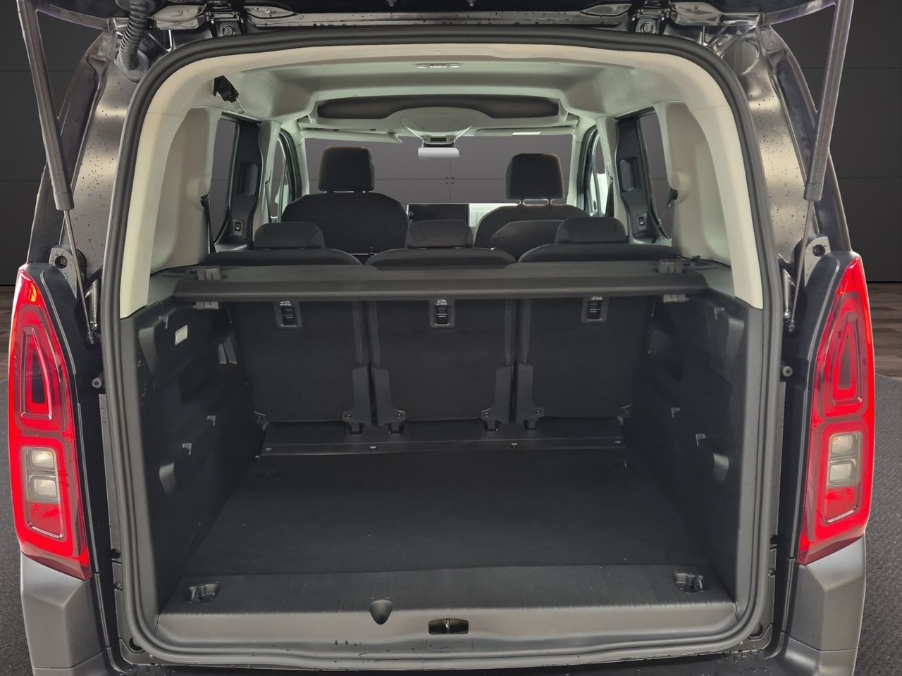 Citroën Berlingo M Plus Diésel 100CV Manual - Foto 21